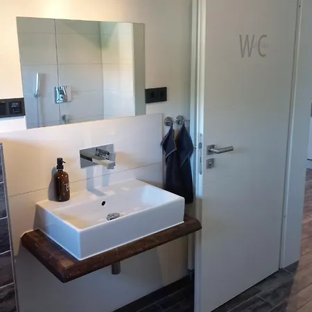 2 Bedroom Guest With Terrace Appartement Oberbrechen