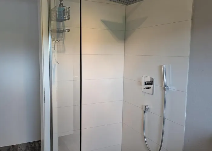 2 Bedroom Guest With Terrace アパート *