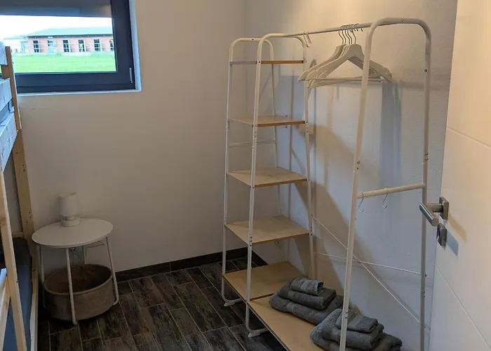 2 Bedroom Guest With Terrace アパート Becheln