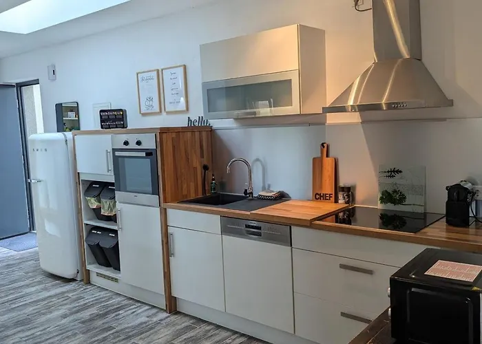 2 Bedroom Guest With Terrace * Becheln