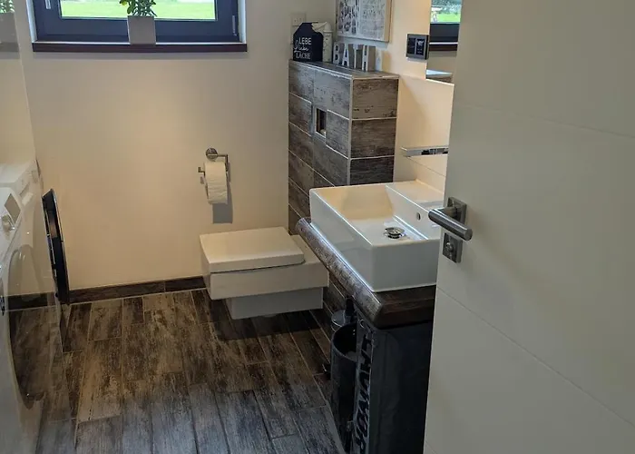 アパート 2 Bedroom Guest With Terrace Becheln