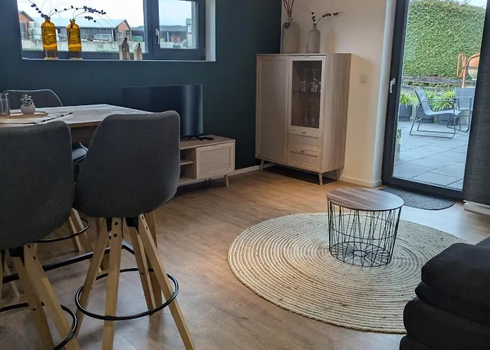 2 Bedroom Guest With Terrace * Becheln